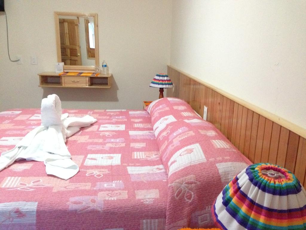 Hotel Posada Las Rosas San Cristóbal de Las Casas Quarto foto